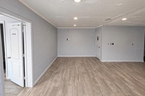 Immobilier commercial à louer à Orlando, Floride: 105.17 m2 № 2384215 - photo 21