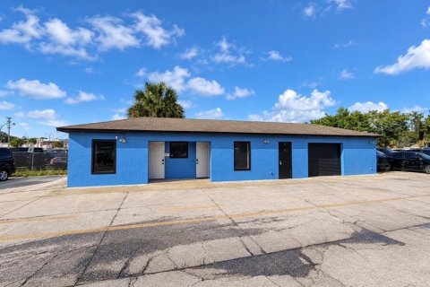 Immobilier commercial à Orlando, Floride 105.17 m2 № 2384215