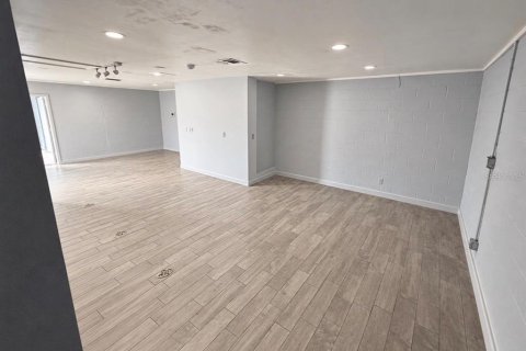 Immobilier commercial à louer à Orlando, Floride: 105.17 m2 № 2384215 - photo 27