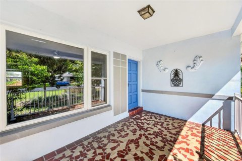 House in Clearwater, Florida 2 bedrooms, 118.17 sq.m. № 2379104 - photo 23