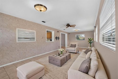Купить виллу или дом в Тампа, Флорида 8 комнат, 140.75м2, № 2391270 - фото 26