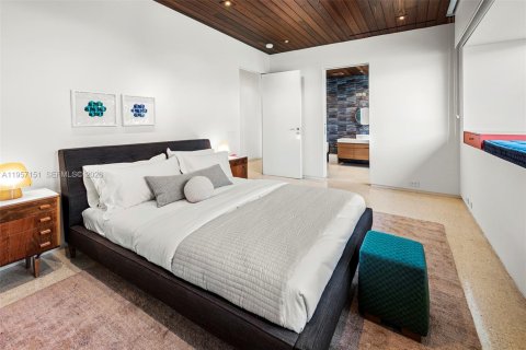 Casa en alquiler en Miami Beach, Florida, 4 dormitorios, 343.92 m2 № 2011209 - foto 27