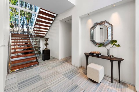 Casa en alquiler en Miami Beach, Florida, 4 dormitorios, 343.92 m2 № 2011209 - foto 12