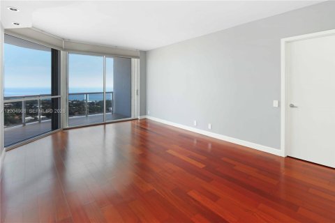 Condo in Aventura, Florida, 2 bedrooms № 2074990 - photo 7