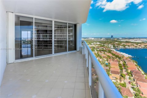 Condo in Aventura, Florida, 2 bedrooms № 2074990 - photo 17