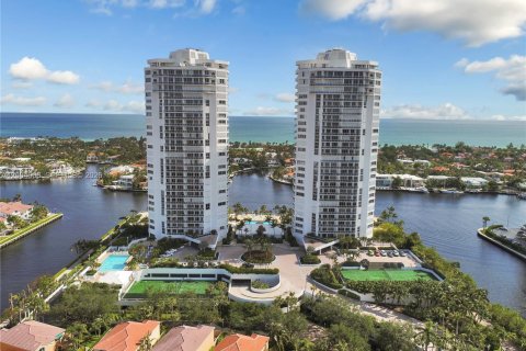 Condo in Aventura, Florida, 2 bedrooms № 2074990 - photo 30