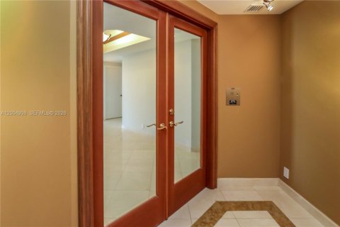Condo in Aventura, Florida, 2 bedrooms № 2074990 - photo 6