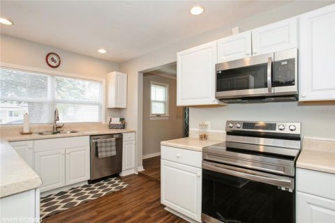 Casa en venta en Palmetto, Florida, 3 dormitorios, 139.54 m2 № 1630913 - foto 9