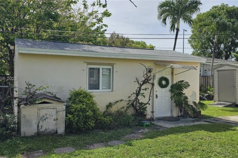 Appartement à louer à Hollywood, Floride: 37.16 m2 № 1882629 - photo 16