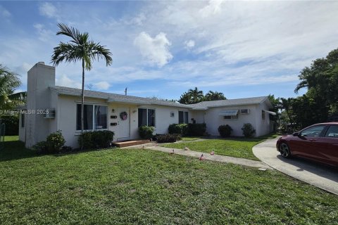 Appartement à louer à Hollywood, Floride: 37.16 m2 № 1882629 - photo 24