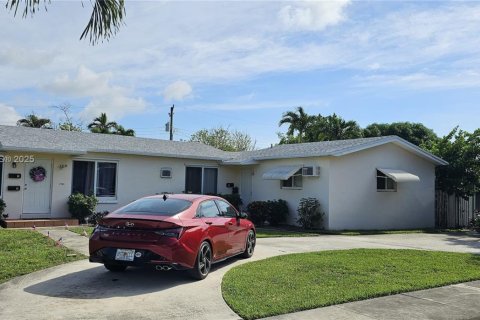 Appartement à louer à Hollywood, Floride: 37.16 m2 № 1882629 - photo 26