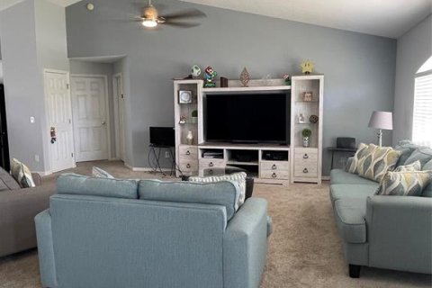 Villa ou maison à vendre à Poinciana, Floride: 3 chambres, 173.73 m2 № 2197802 - photo 10