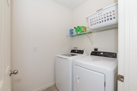 Villa ou maison à vendre à Port St. Lucie, Floride: 4 chambres, 181.62 m2 № 2146880 - photo 29