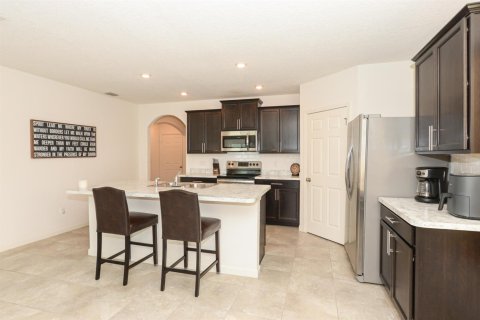 Villa ou maison à vendre à Port St. Lucie, Floride: 4 chambres, 181.62 m2 № 2146880 - photo 10