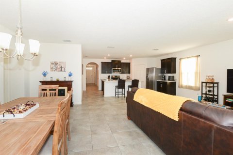 Villa ou maison à vendre à Port St. Lucie, Floride: 4 chambres, 181.62 m2 № 2146880 - photo 15