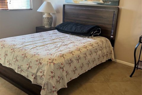 Купить кондоминиум в Пемброк-Пайнс, Флорида 1 спальня, 95.97м2, № 1966894 - фото 15