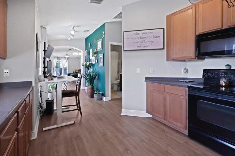 House in Orlando, Florida 3 bedrooms, 139.82 sq.m. № 1637996 - photo 7