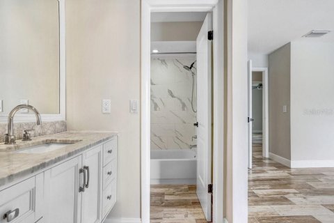 Casa en alquiler en Tampa, Florida, 3 dormitorios, 144.74 m2 № 1904001 - foto 21