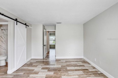 Casa en alquiler en Tampa, Florida, 3 dormitorios, 144.74 m2 № 1904001 - foto 18