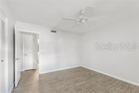Condo in Rotonda, Florida, 1 bedroom  № 1903193 - photo 20