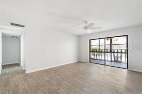 Condo in Rotonda, Florida, 1 bedroom  № 1903193 - photo 6