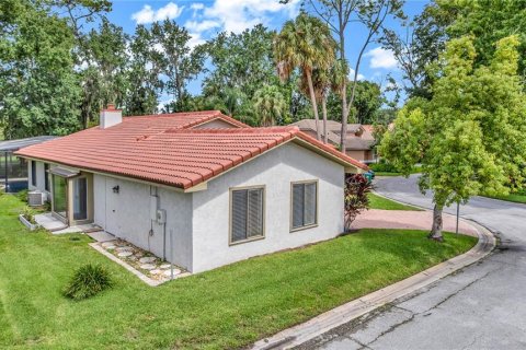 Villa ou maison à louer à Winter Springs, Floride: 3 chambres, 157.47 m2 № 2425783 - photo 3