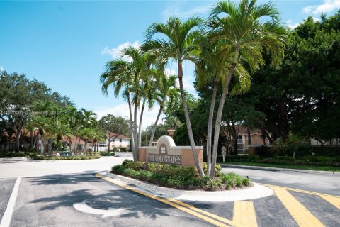 Condominio en venta en Plantation, Florida, 2 dormitorios, 101.91 m2 № 1922457 - foto 1