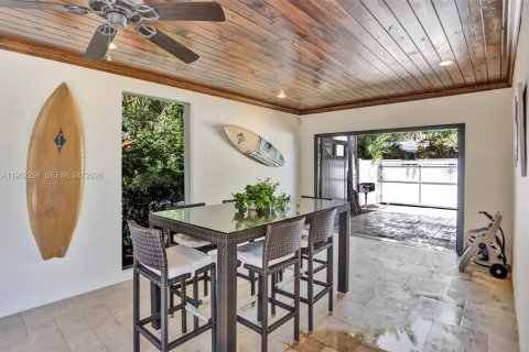 Купить виллу или дом в Холливуд, Флорида 5 спален, 217.39м2, № 2006628 - фото 13