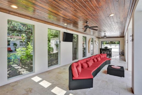 Купить виллу или дом в Холливуд, Флорида 5 спален, 217.39м2, № 2006628 - фото 15