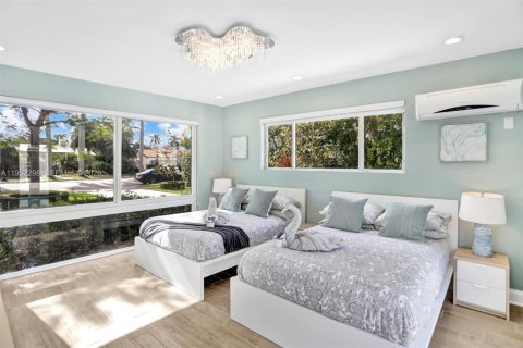 Купить виллу или дом в Холливуд, Флорида 5 спален, 217.39м2, № 2006628 - фото 22