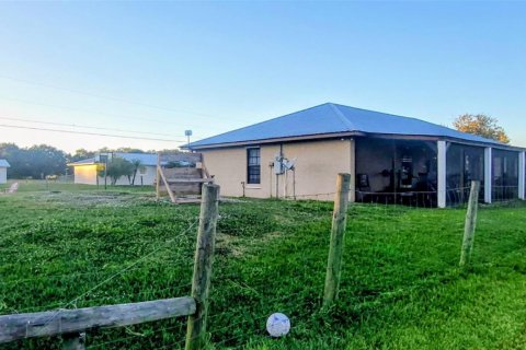 Villa ou maison à vendre à Moore Haven, Floride: 4 chambres, 181.35 m2 № 2248482 - photo 28