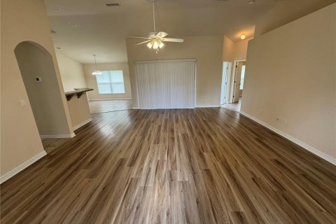 Casa en alquiler en North Port, Florida, 3 dormitorios, 140.28 m2 № 1912033 - foto 3