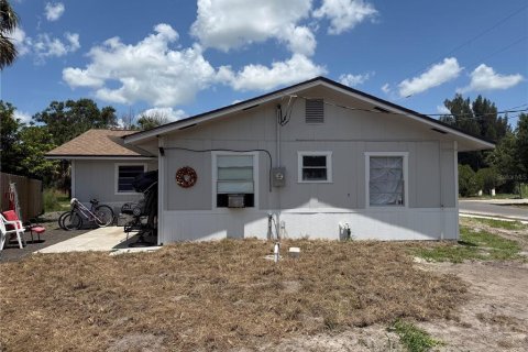 Villa ou maison à vendre à Arcadia, Floride: 4 chambres, 115.94 m2 № 2208679 - photo 4