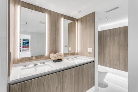 Купить кондоминиум в Палм-Бич, Флорида 5 комнат, 174.93м2, № 2146390 - фото 21
