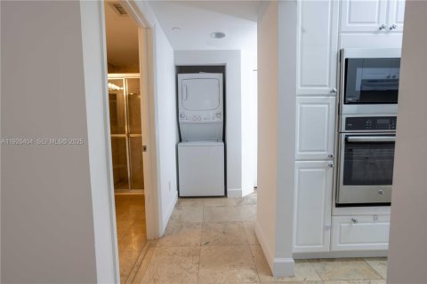 Apartamento en alquiler en Miami Beach, Florida, 2 dormitorios, 144 m2 № 1986150 - foto 6