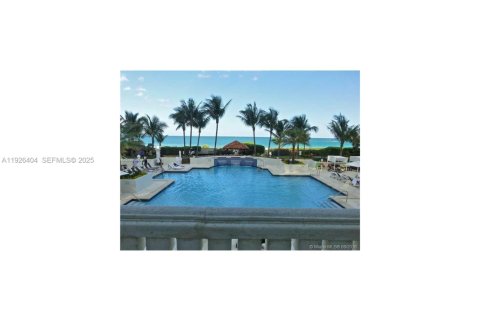 Apartamento en alquiler en Miami Beach, Florida, 2 dormitorios, 144 m2 № 1986150 - foto 27