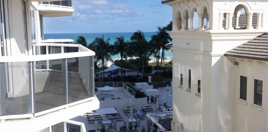 Apartamento en Miami Beach, Florida 2 dormitorios, 144 m2 № 1986150