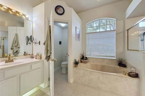 House in Clermont, Florida 3 bedrooms, 188.41 sq.m. № 2150703 - photo 27