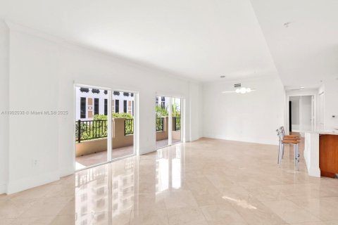 Condo in Coral Gables, Florida, 2 bedrooms  № 1953476 - photo 6