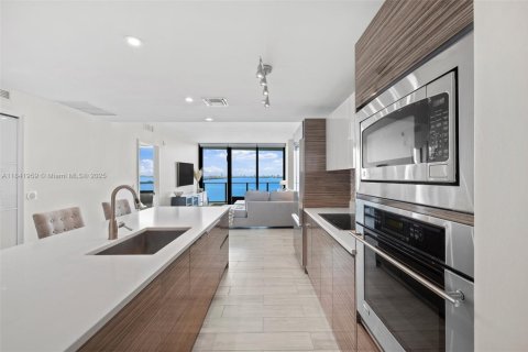 Copropriété à vendre à Miami, Floride: 2 chambres, 106.19 m2 № 1833924 - photo 28