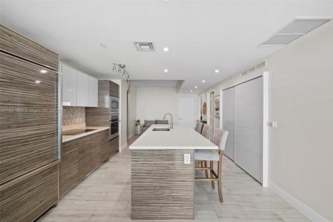 Copropriété à vendre à Miami, Floride: 2 chambres, 106.19 m2 № 1833924 - photo 5