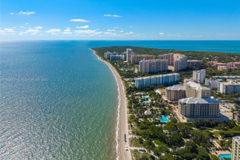 Condo in Key Biscayne, Florida, 3 bedrooms  № 1955199 - photo 30