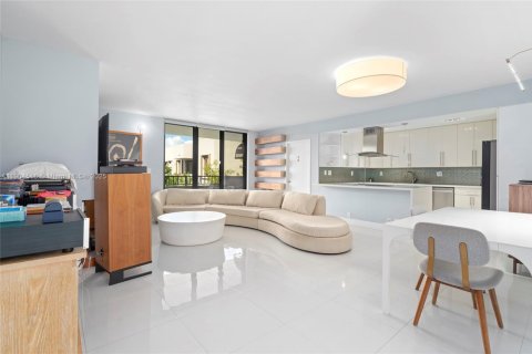 Condo in Key Biscayne, Florida, 3 bedrooms  № 1955199 - photo 5