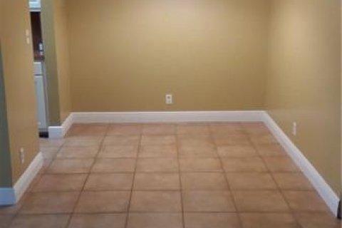 Condo in Coral Springs, Florida, 1 bedroom  № 2083817 - photo 4