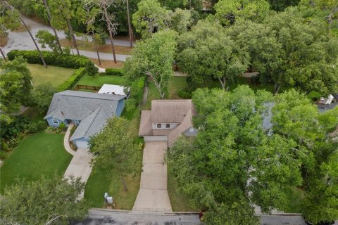 House in Altamonte Springs, Florida 3 bedrooms, 146.97 sq.m. № 1771885 - photo 26