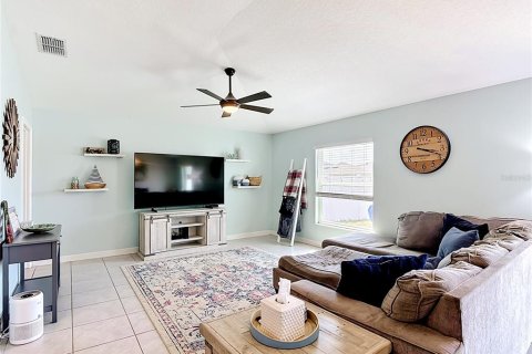 House in Davenport, Florida 3 bedrooms, 146.79 sq.m. № 2100333 - photo 10