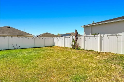 House in Davenport, Florida 3 bedrooms, 146.79 sq.m. № 2100333 - photo 26