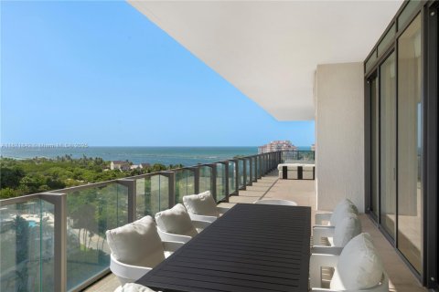 Condo in Miami Beach, Florida, 4 bedrooms  № 1936598 - photo 26