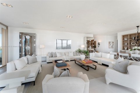 Condo in Miami Beach, Florida, 4 bedrooms  № 1936598 - photo 7