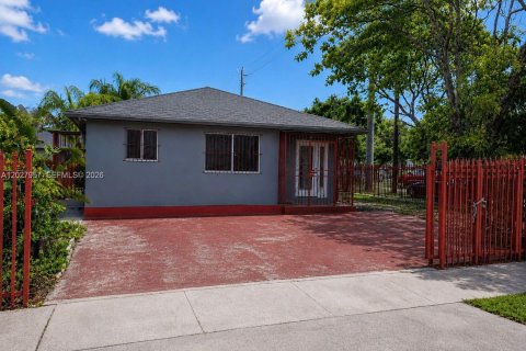 Villa ou maison à Miami, Floride 3 chambres, 111.48 m2 № 2084854